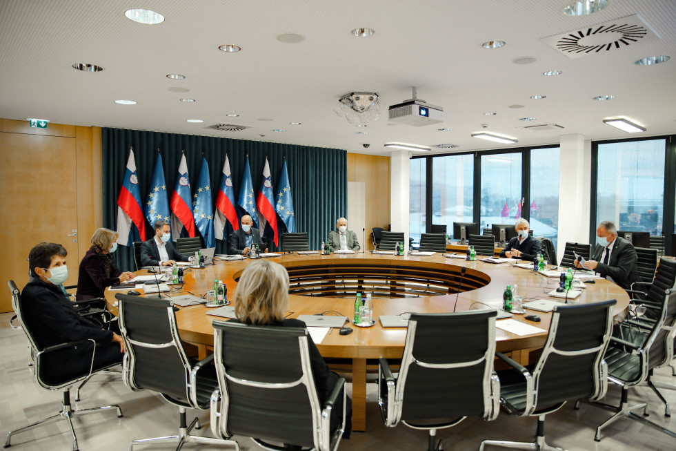 Predsednik vlade sprejel predstavnike Trgovinske zbornice Slovenije