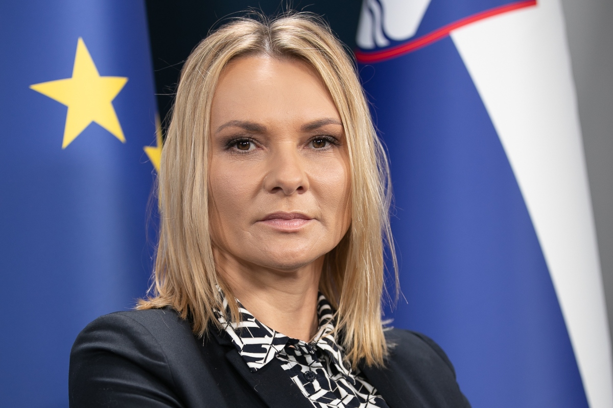 mag. Polona Rifelj