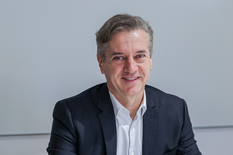 Portrait of the Prime Minister smiling