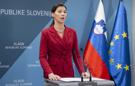 Svarc Pipan (Minister of Justice Dominika Švarc Pipan at the press conference)