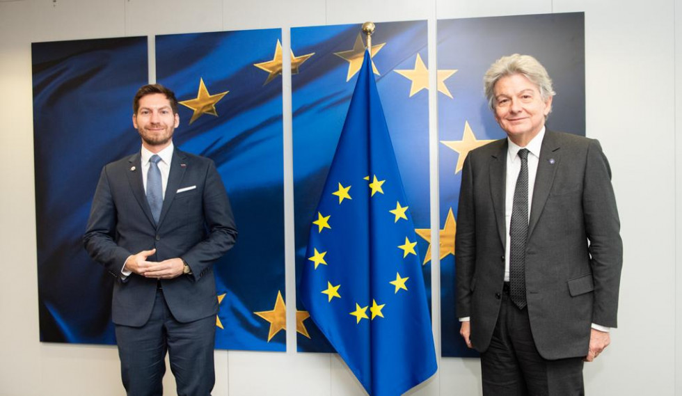 Minister Andrijanič meets with European Commissioners