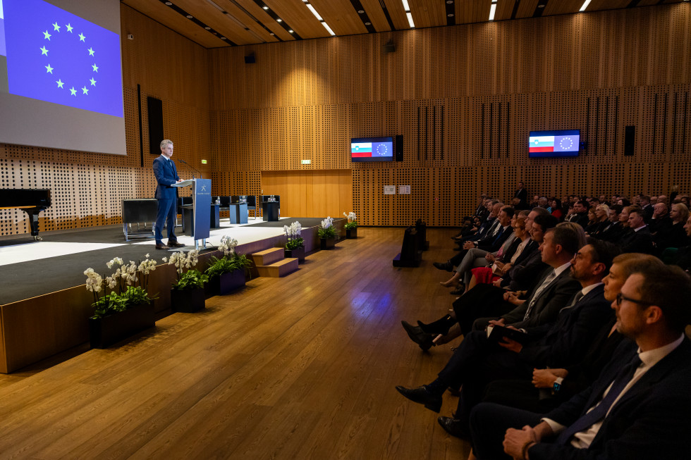 Prime Minister addresses a full hall