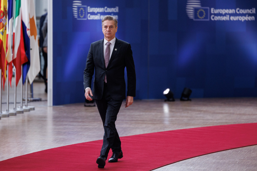 Predsednik vlade dr. Robert Golob