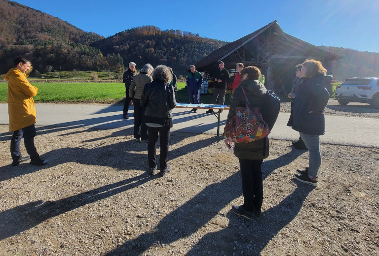Državni sekretar Boštjan Šefic s predstavniki ministrstev v Šmartnem ob Paki 