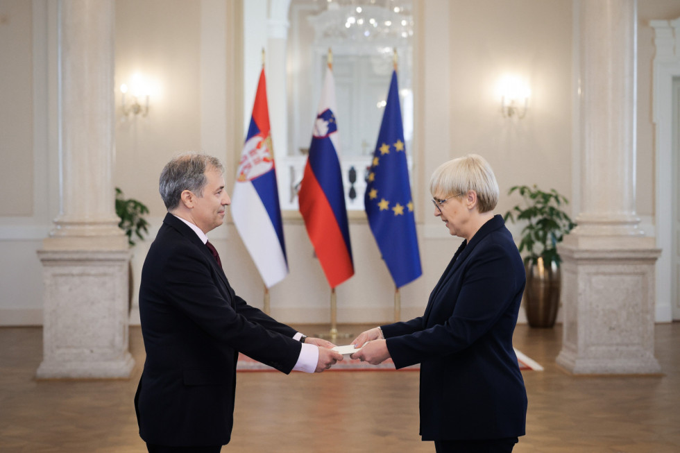 rokovanje predsednice z veleposlanikom
