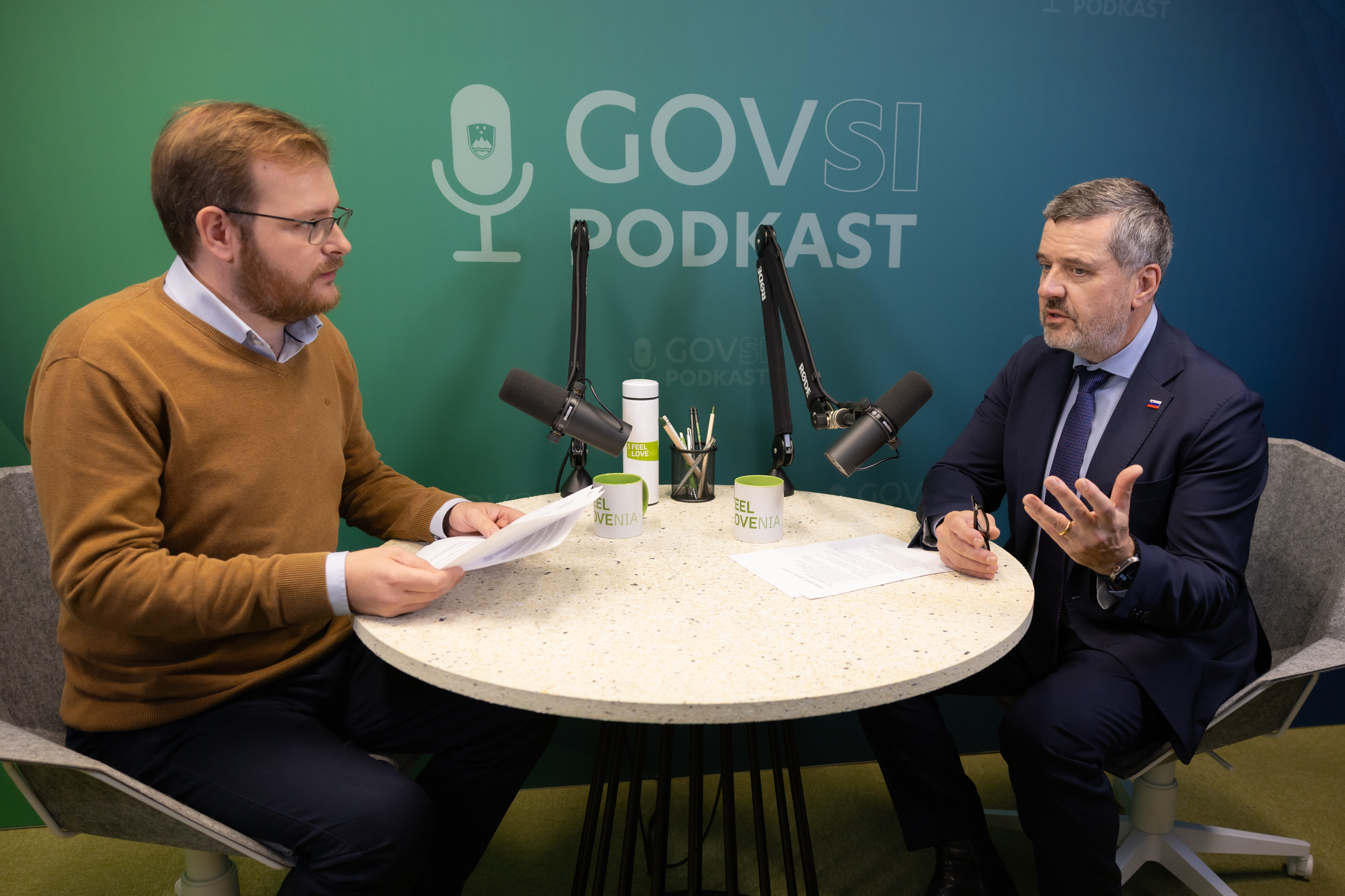 Minister Tone Kajzer discusses economic diplomacy, security and Slovenia's role in the world in the GOVSI podcast