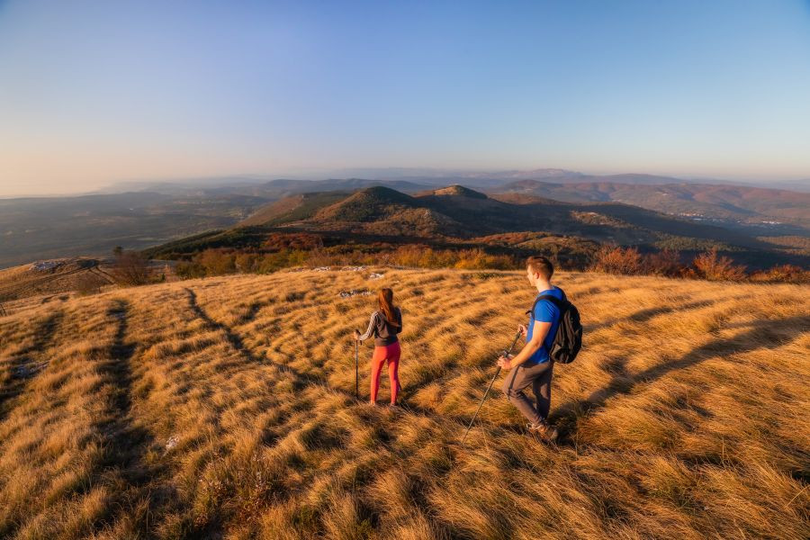 Slavnik. Vrh slovenske Istre ponuja enega lepših razgledov po celotni Sloveniji. Avtor Jaka Ivančič/slovenia.info