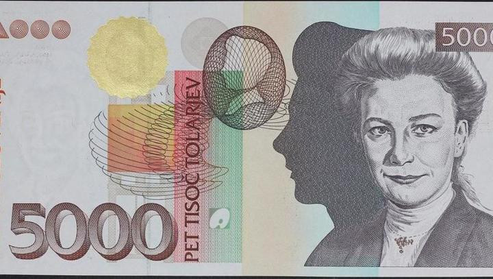  Bankovec za 5000 tolarjev.