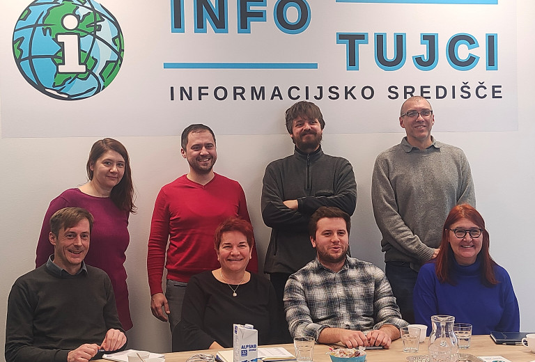 Vzpostavitev informacijskih središč za tujce: obisk delegacije iz Zagreba v Ljubljani