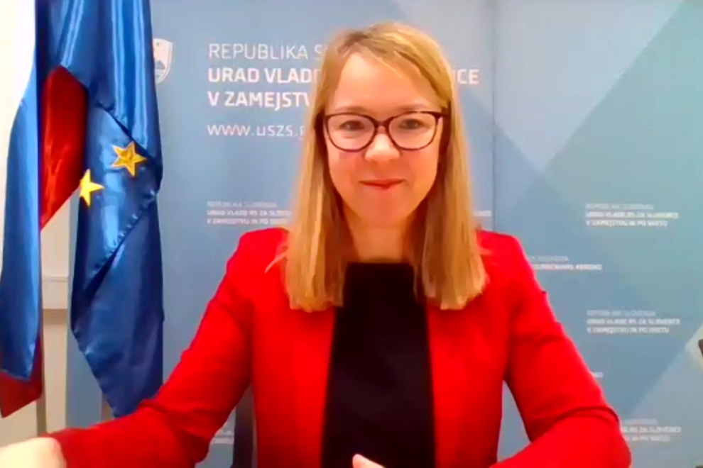 Ministrica dr. Helena Jaklitsch preko platforme Zoom na simpoziju društva VTIS