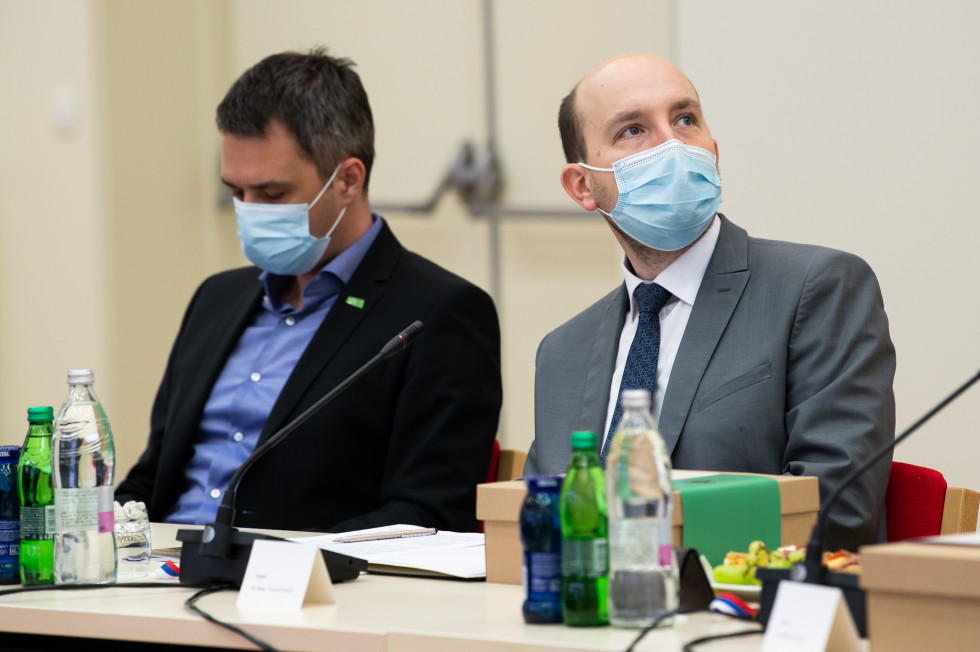 Državni sekretar dr. Dejan Valentinčič na delovnem posvetu vlade