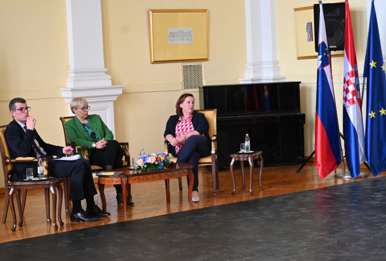 Državna sekretarka Humar pri Slovencih na Hrvaškem