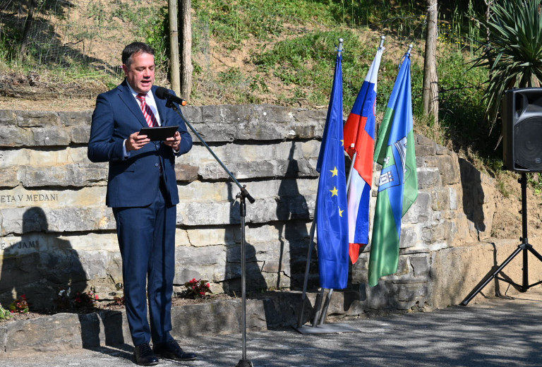 Minister Arčon na proslavi v Medani: »Politika naj ne bo umetnost možnega, temveč umetnost dobrega«
