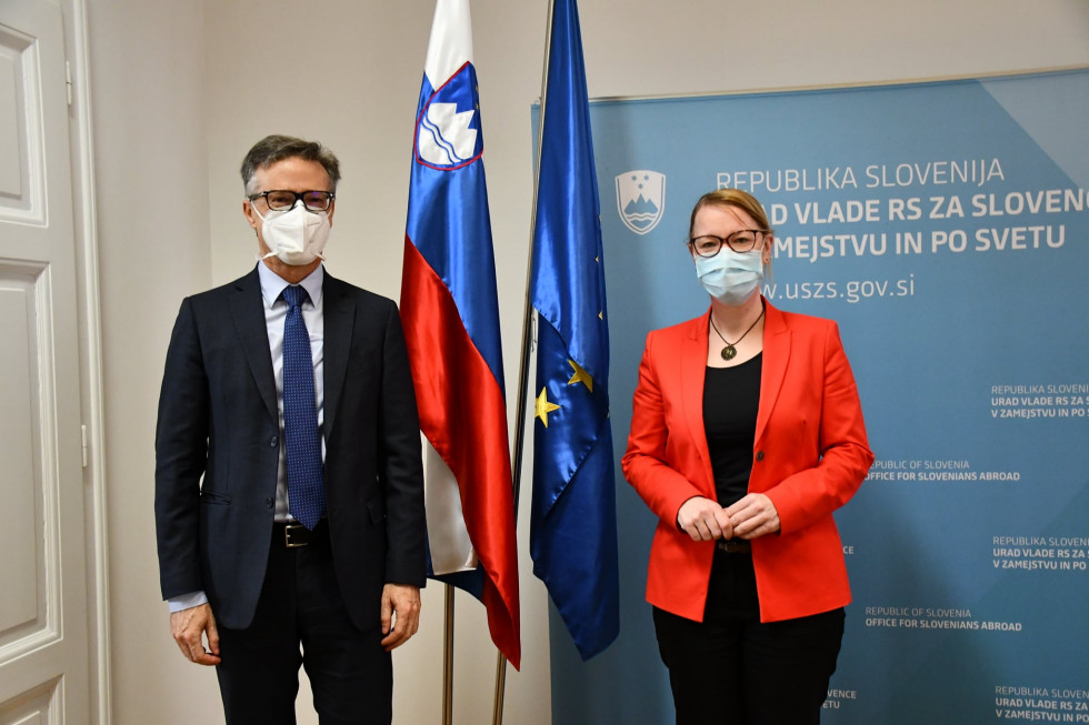 Felice Žiža in ministrica dr. Helena Jaklitsch